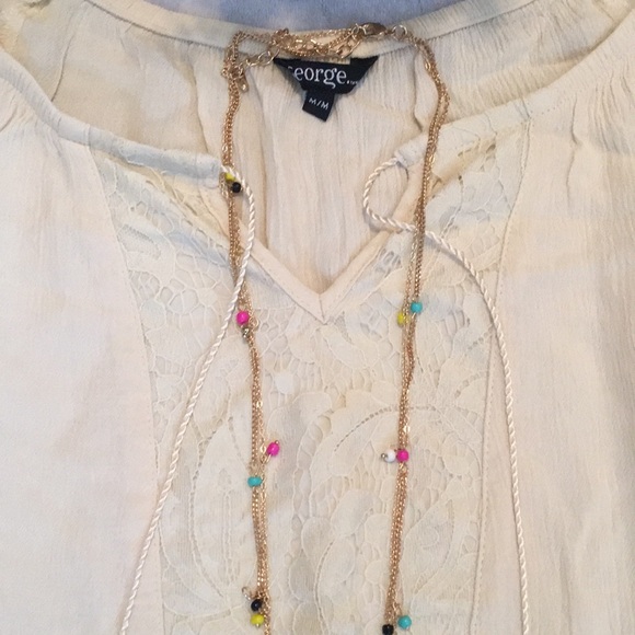 Pretty boho top with tassels - Picture 2 of 5